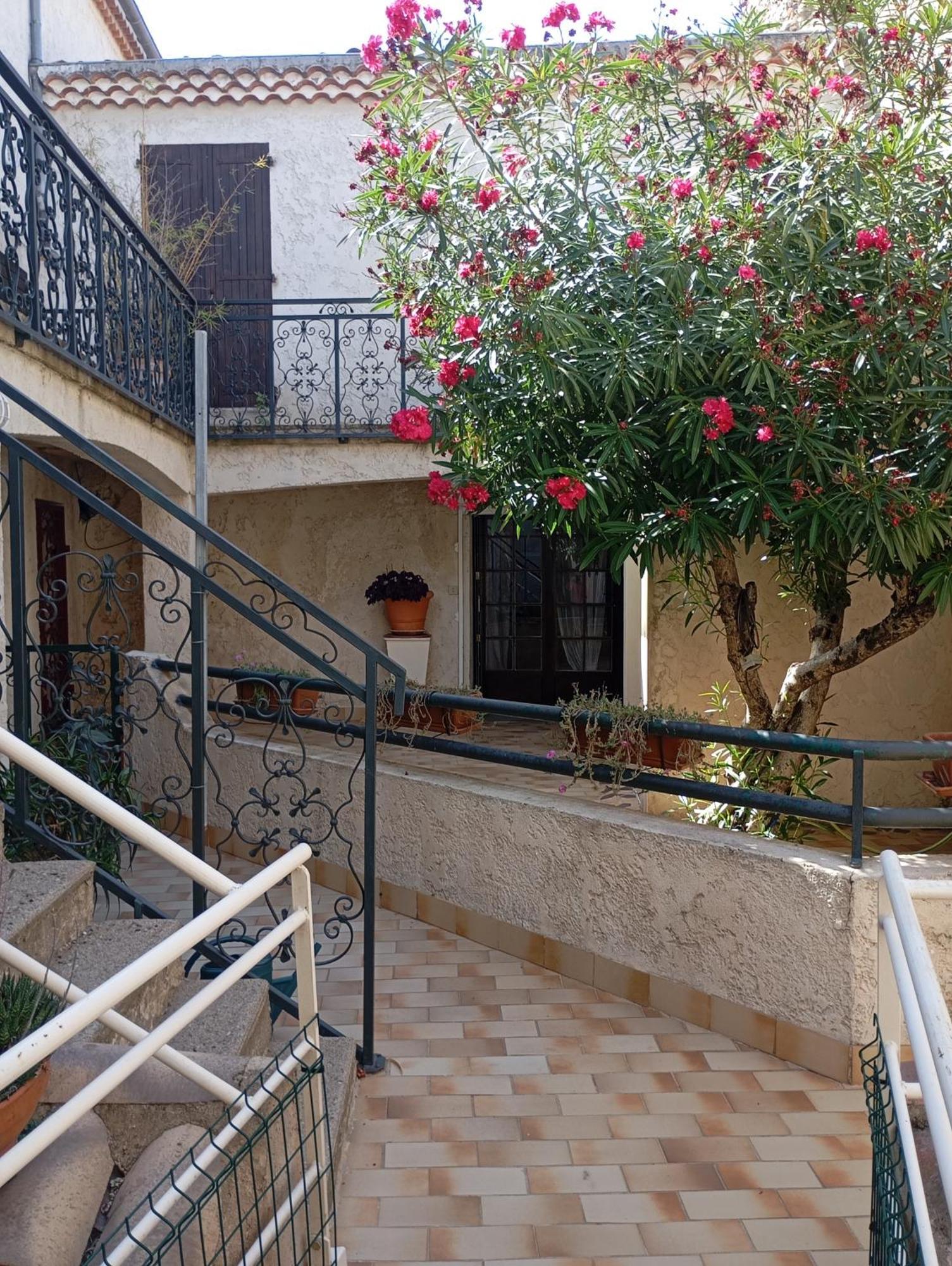 Saint-Martin-dʼArdècheCairenou Locationアパートメント エクステリア 写真